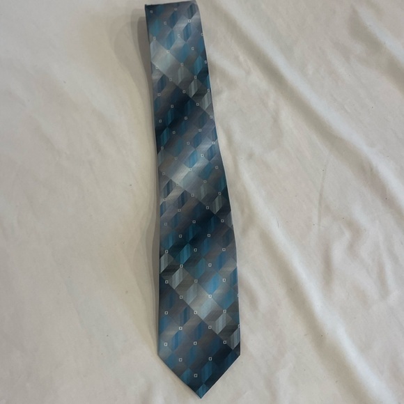 Vintage Pierre Cardin Necktie Tie Classic Size Blue/Silver/Black Geometric Sill - Picture 3 of 8